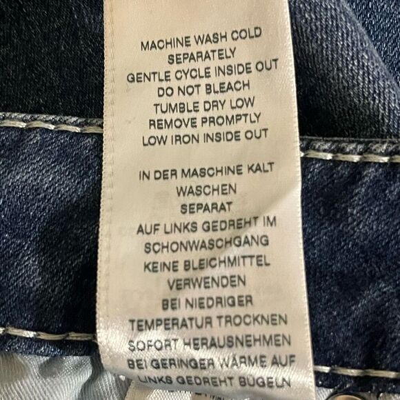 True Religion Big T Flap Jennie Mid Rise Medium Dark 205054A Sz 27 NWT - Picture 7 of 9